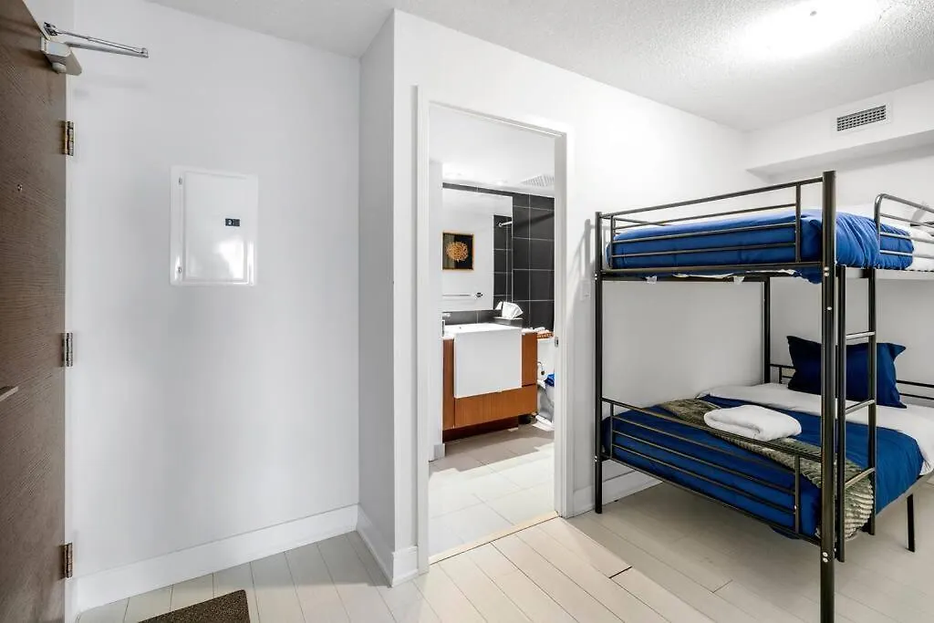 Apartment One Bed And Den Upscale Comfort Condo With Parking Toronto Canada